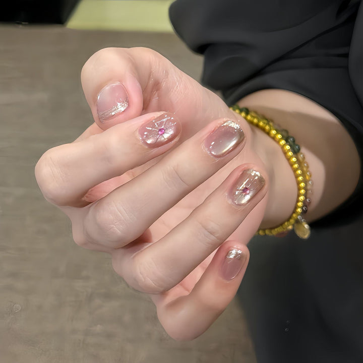 Artificial Nail Art with Elegant Jewelry Details Kalsten