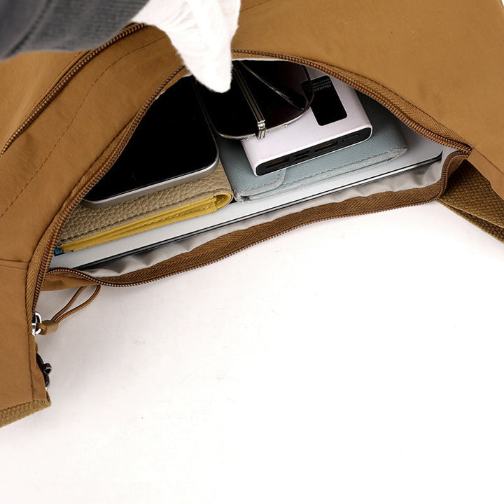 practical shoulder bag with ergonomic design and multiple compartments Kalsten