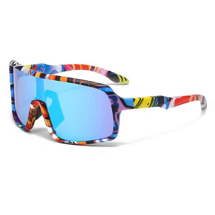 Ladies fashionable sunglasses in a futuristic design with large lenses Kalsten