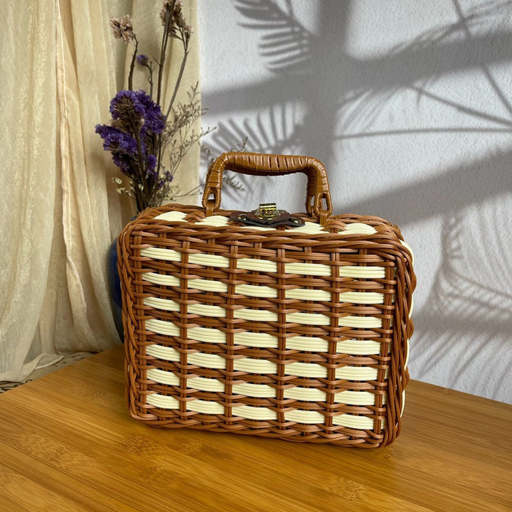 Ladies elegant and stylish cosmetic case Kalsten