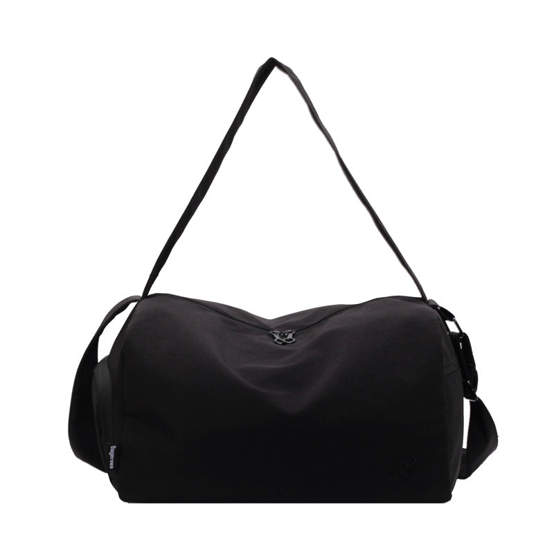 Sporty Carrying Bag with Ergonomic Design Kalsten