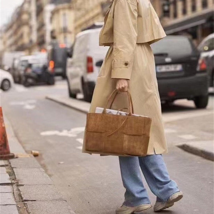 Elegant Structured Handbag Kalsten
