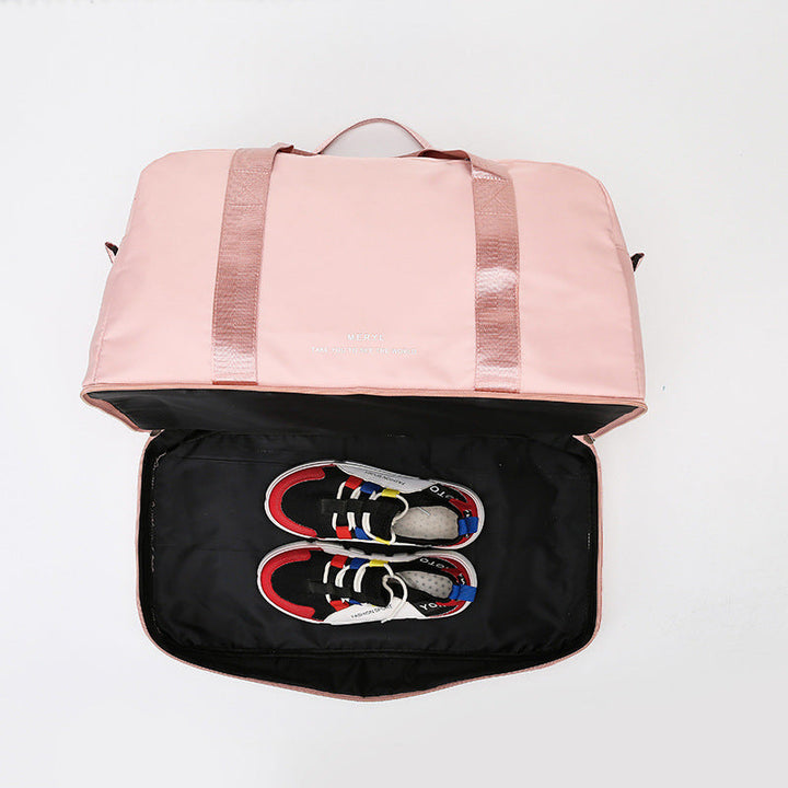 Sporty travel bag with adjustable shoulder strap Kalsten