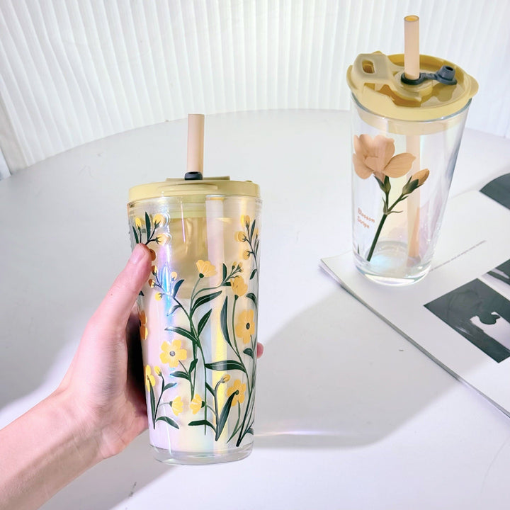 Women's drinking cup with practical silicone protective sleeve and decorative floral patterns Kalsten