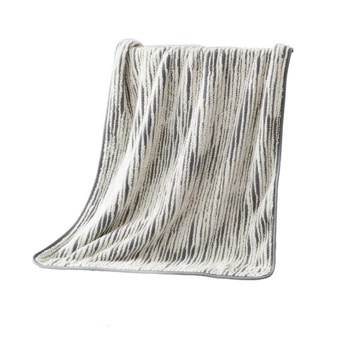 Cozy blanket with modern striped pattern Kalsten