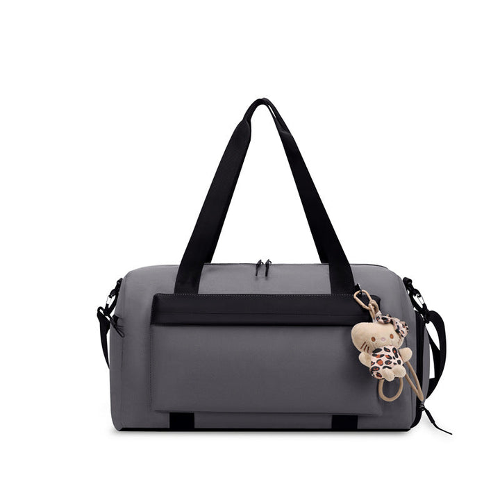 Sporty duffel bag with practical compartments and removable shoulder strap Kalsten