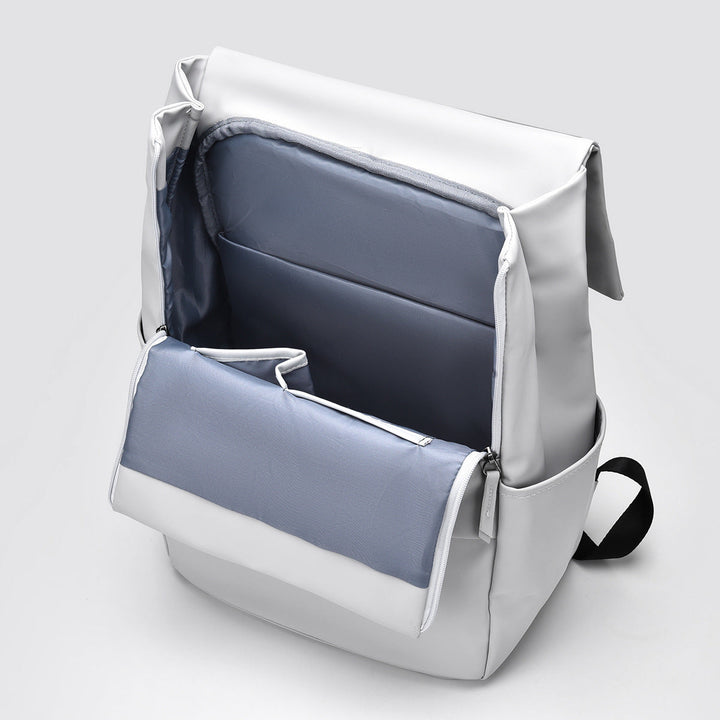 High-quality backpack with innovative roll closure and practical outer pockets Kalsten