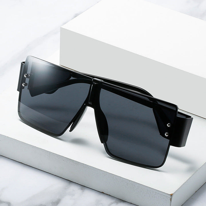 Ladies trendy oversized sunglasses with futuristic design Kalsten