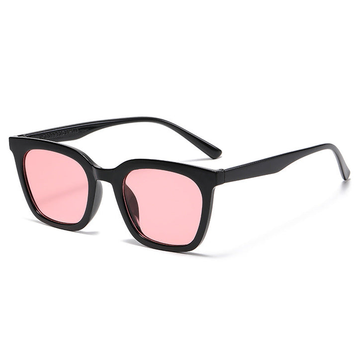 Ladies fashionable sunglasses in bold animal print Kalsten