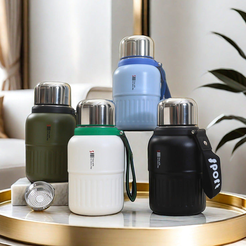 Insulated stainless steel drinking bottle with removable tea strainer Kalsten