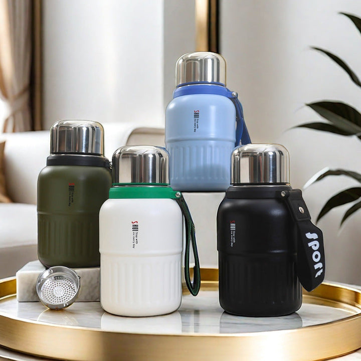 Insulated stainless steel drinking bottle with removable tea strainer Kalsten