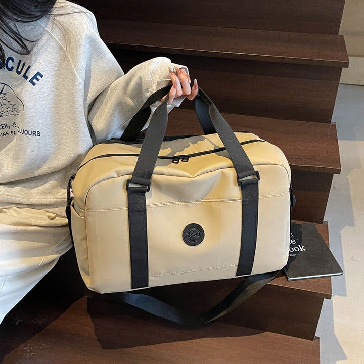 Multifunctional Travel Bag With Durable Outer Material And Practical Interior Kalsten