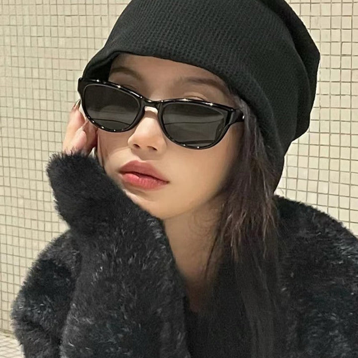 Ladies Cat-Eye Sunglasses with Elegant Design and UV Protection Kalsten