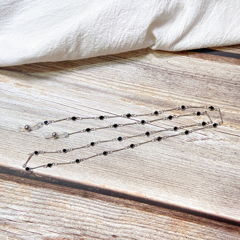 Elegant jewelry holder chain with onyx beads Kalsten