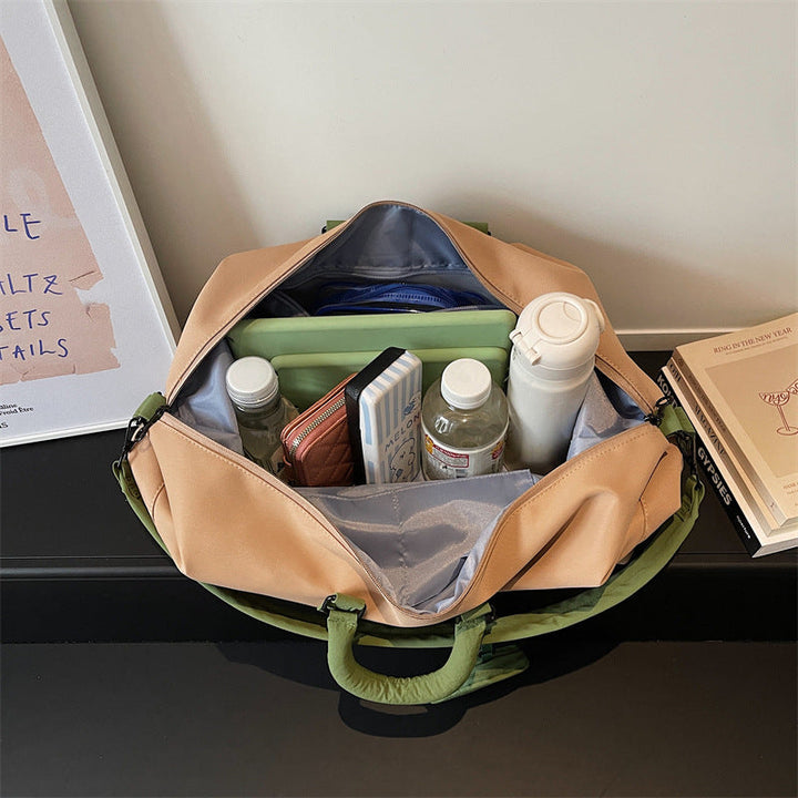 Elegant Travel Bag with Practical Accessories Kalsten