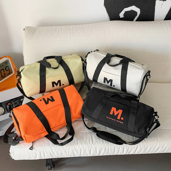 Sporty Travel Bag with Structured Interior Compartments Kalsten