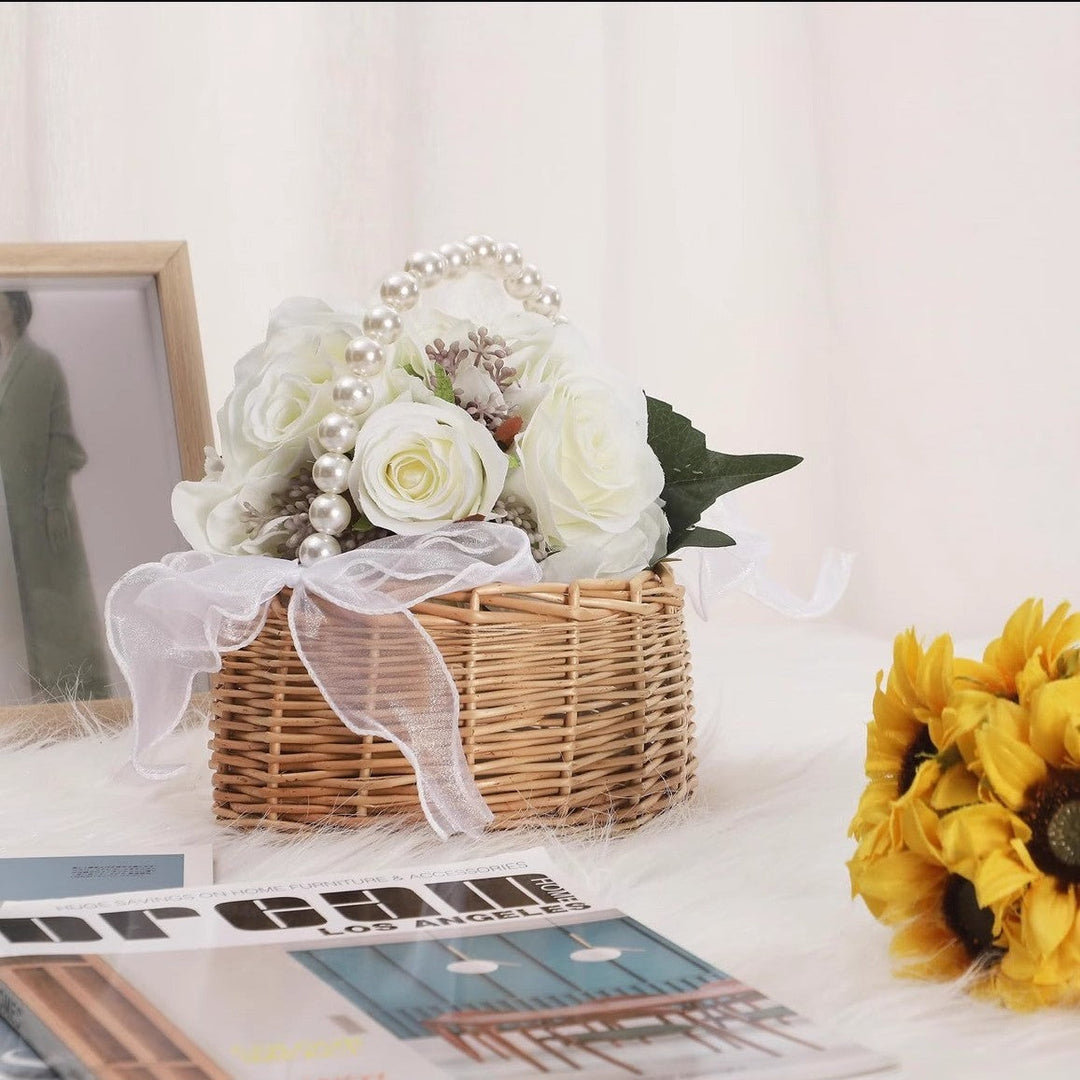 Ladies flower basket with elegant pearl decoration Kalsten