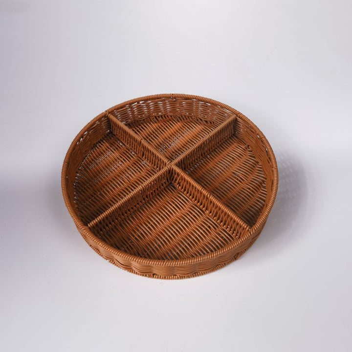 Ladies round basket plate with compartments Kalsten