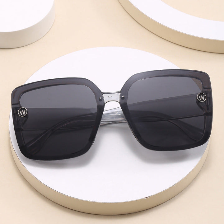 Women's fashionable square sunglasses with extravagant design Kalsten