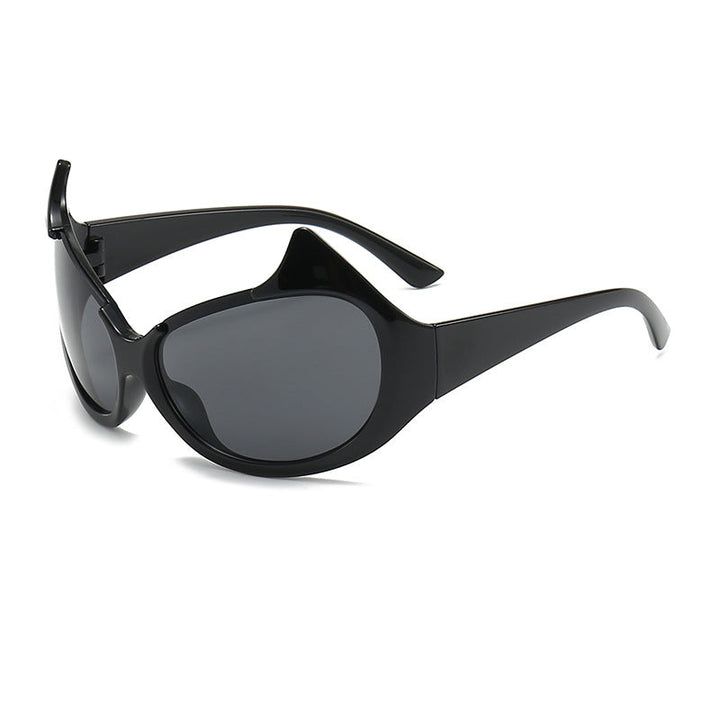 Women's extravagant fashionable sunglasses with striking curved frames Kalsten
