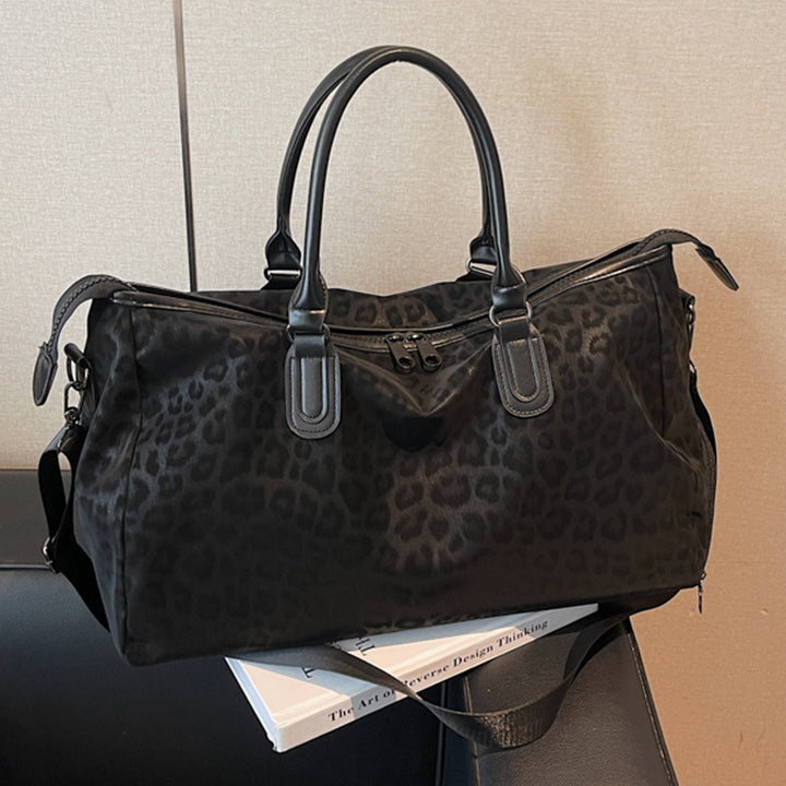 Elegant Travel Bag with Innovative Leopard Print Kalsten