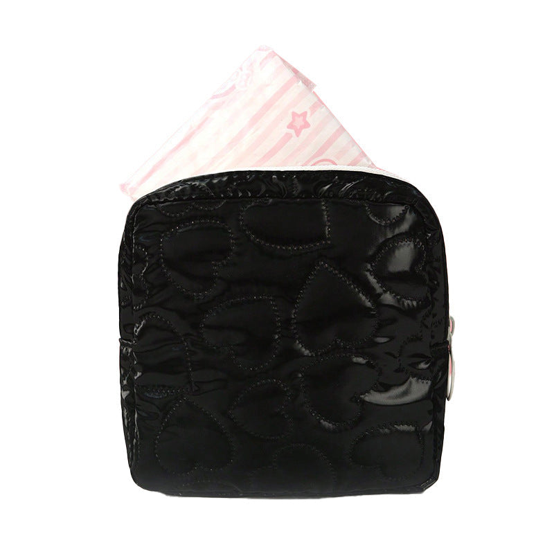 Practical cosmetic bag with heart motif Kalsten