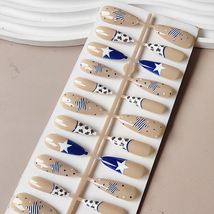 Artificial nails in creative star design Kalsten
