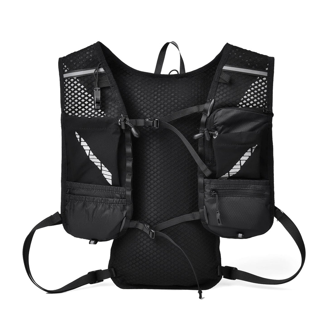 Hydration-Compatible Running Pack Kalsten