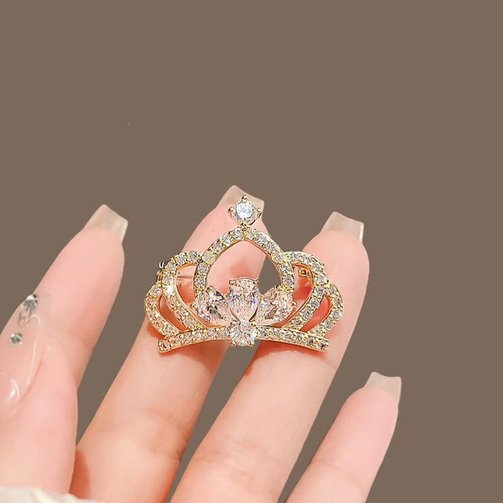 Glittering Crown Brooch Kalsten