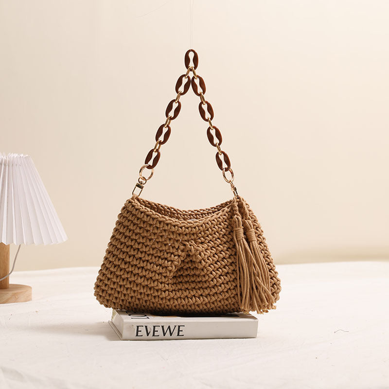 Handcrafted macrame bag with fashionable fringes Kalsten