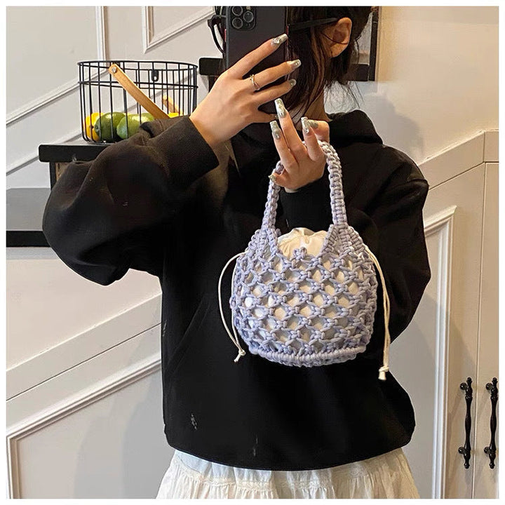 Fashionable handbag made of braided material Kalsten