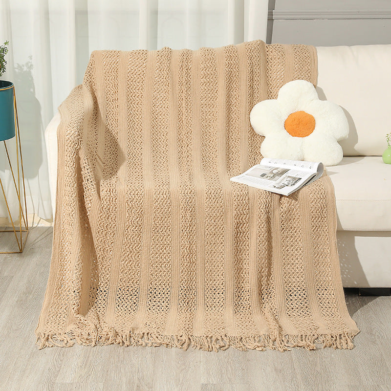 Ladies Large Knitted Blanket Kalsten