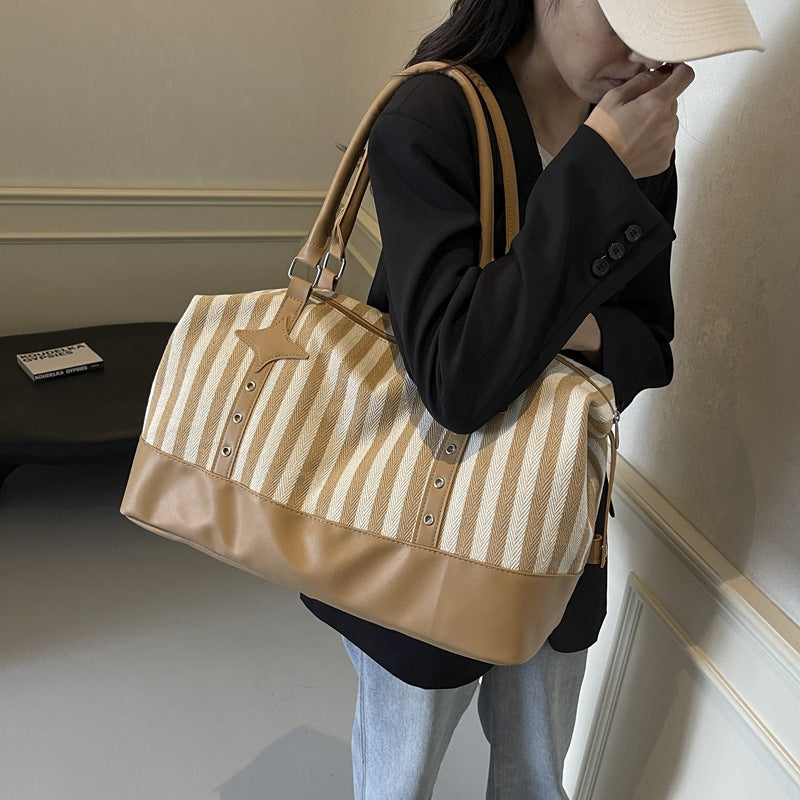 Elegant Sports Duffel Bag with Structured Outer Material and Sturdy Carry Straps Kalsten