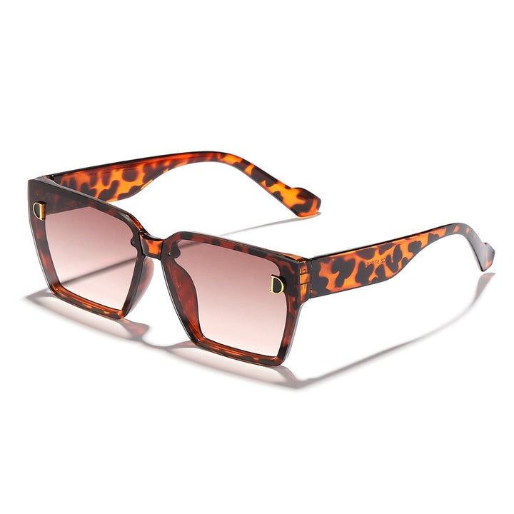 Women's fashionable sunglasses in a unique design with oversized lenses Kalsten