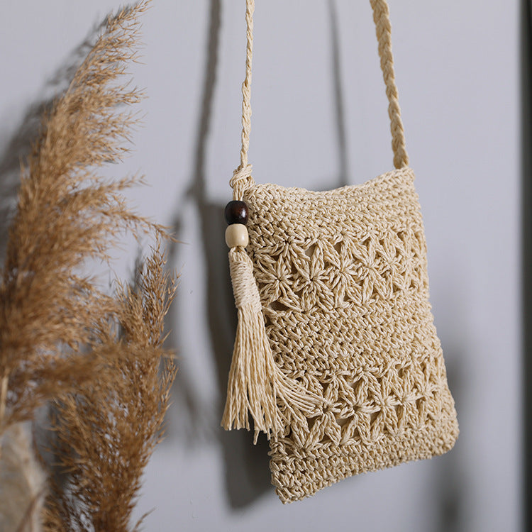 Handmade macrame shoulder bag with tassel detail Kalsten