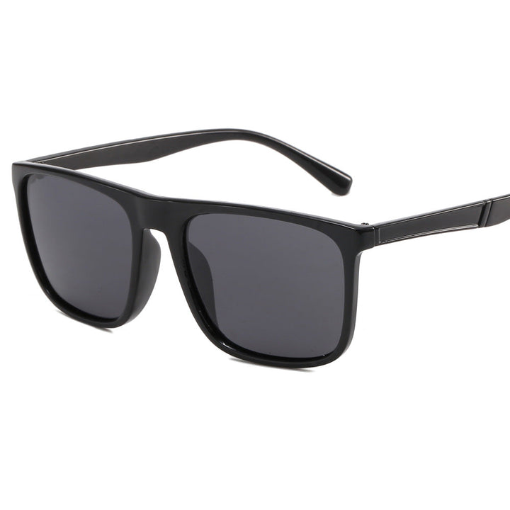Women's modern sunglasses in minimalist design Kalsten