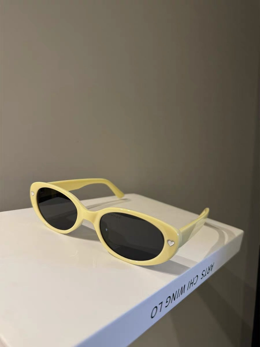 Fashionable Cat-Eye Sunglasses with Hearts Kalsten