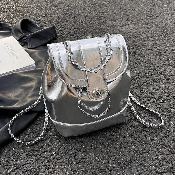 Chic Chain-accented Bucket Handbag Kalsten