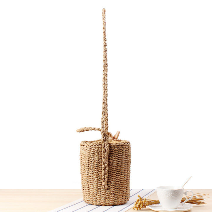 Charming Handbag Made of Woven Natural Material Kalsten