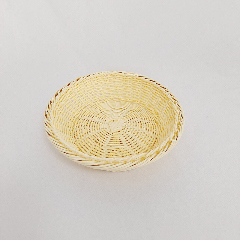 Basket with handwoven design Kalsten