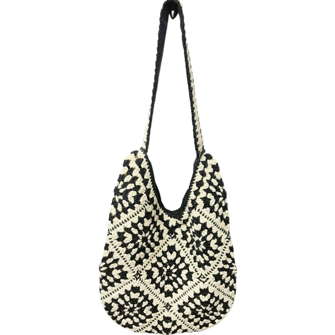 Hand-knotted shoulder bag with unique floral pattern Kalsten