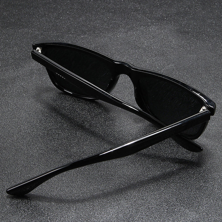 Women's sunglasses in striking vintage style Kalsten