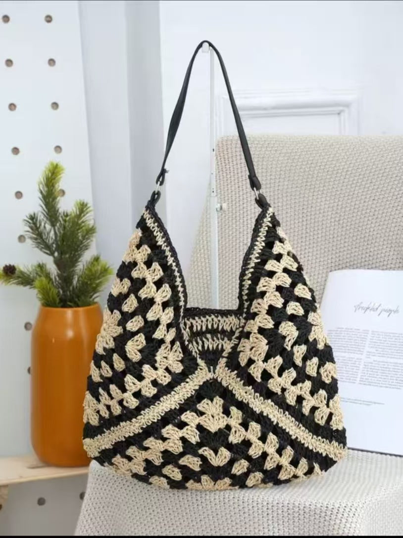 Handmade shoulder bag made from natural materials Kalsten
