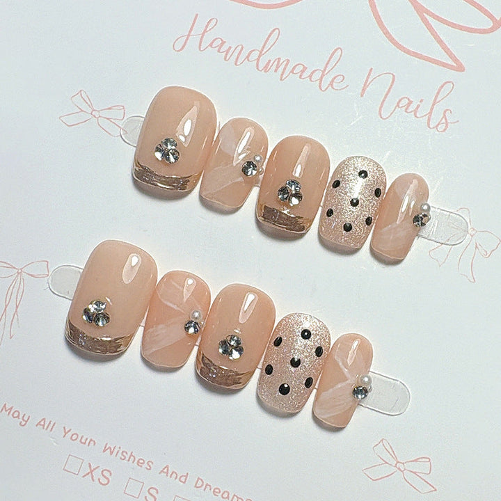 Fashionable Press-On Nails Kalsten