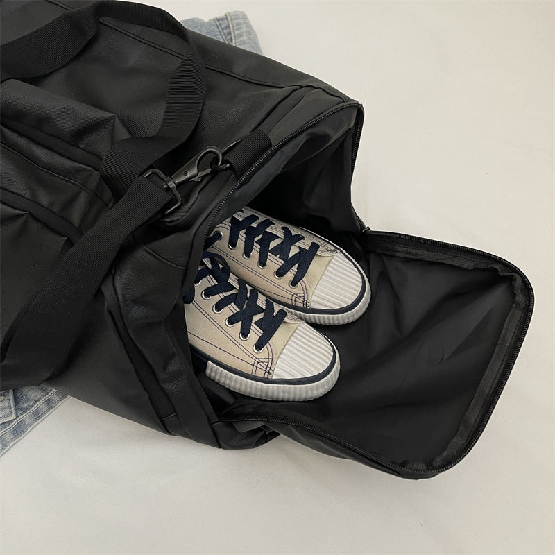 Men's durable sports and travel bag Kalsten