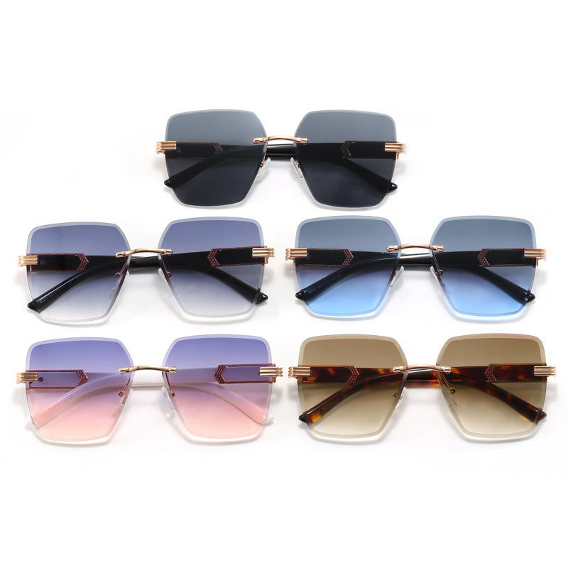 Ladies luxury sunglasses with unique frame and elegant accents Kalsten