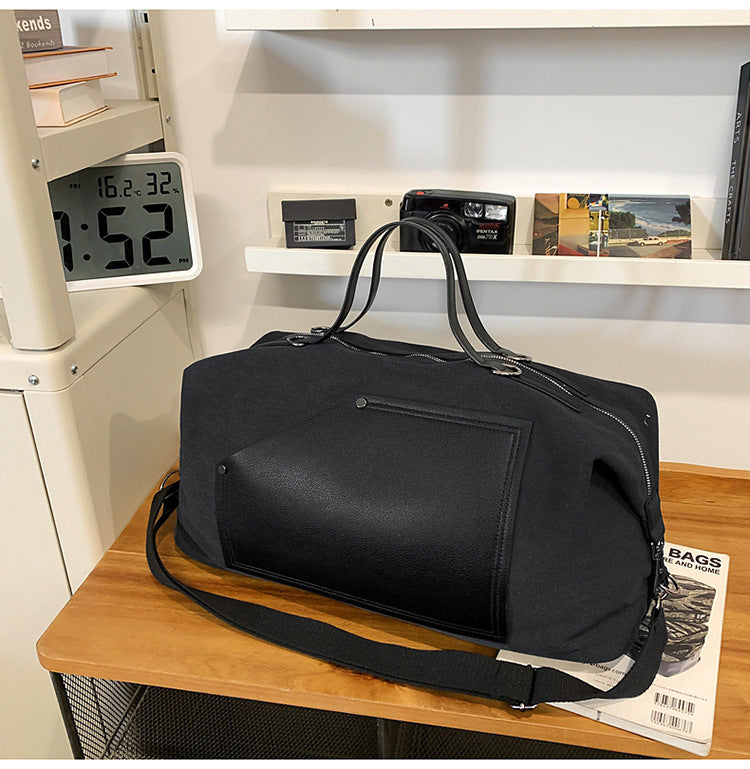Sporty travel bag made of durable material with practical compartments Kalsten
