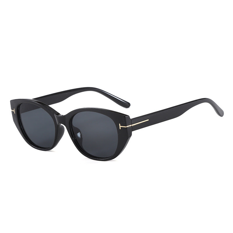 Women's Cat-Eye Sunglasses with Elegant Frame and Protective UV Filter Kalsten