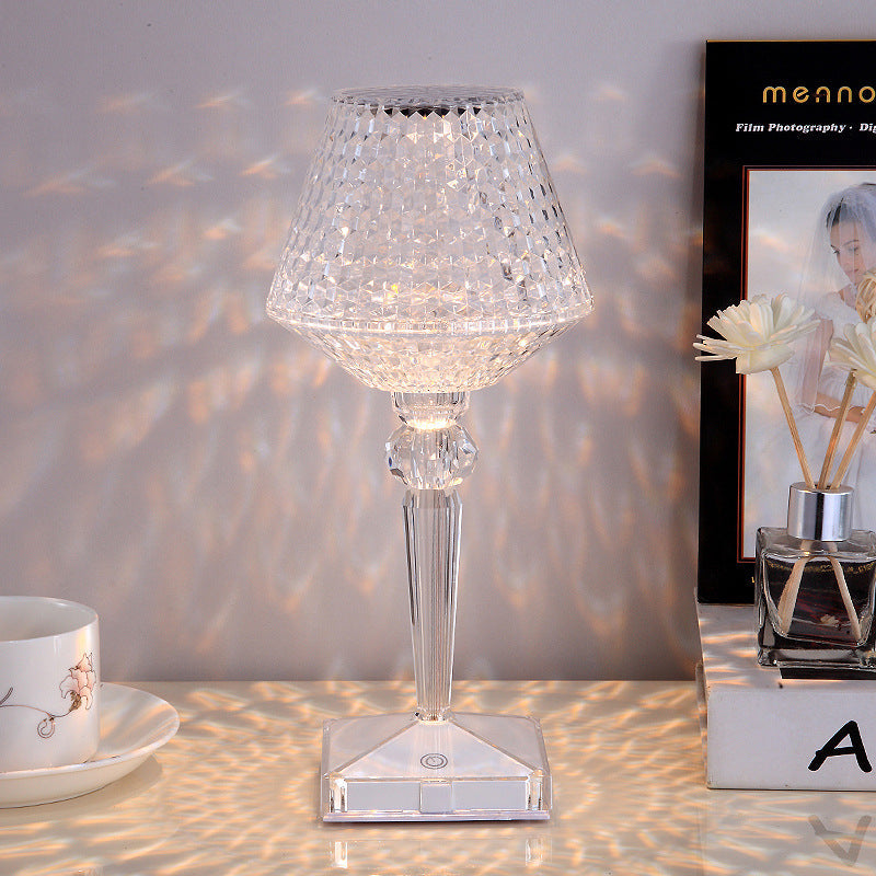 Liesbeth Crystal Lamp – Luxury Table Lamp with USB Charging Function Kalsten