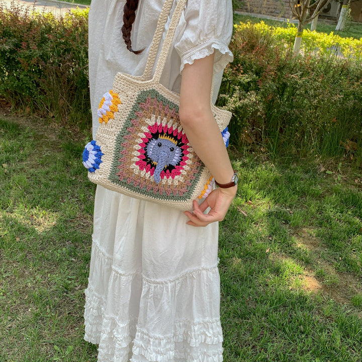 Handmade macrame shoulder bag with elephant design Kalsten